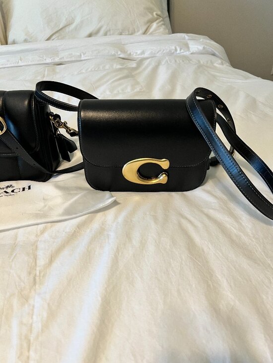 Coach Handbags - Coach Idol Handbag - Excellent Used Condition